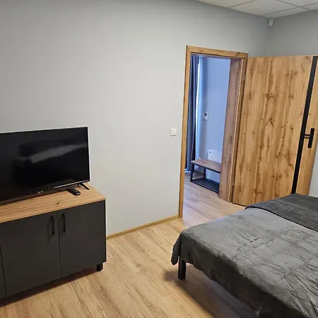 Cobby Aparthotel 3*